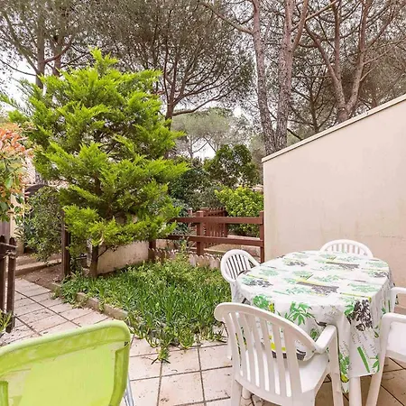 Apartment Family-friendly Apt With Pool